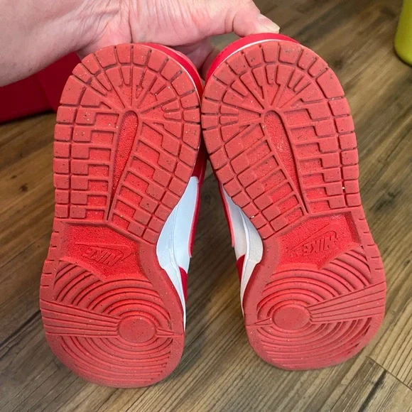 Nike Red and White Low-Top dunk Sneakers women’s 9 - Picture 5 of 10